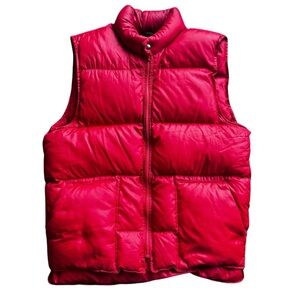 Vintage Men’s Red Pioneer Sportswear Canadian Brand Puffer Down Zip Up Vest - M